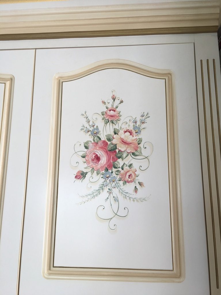 Bucatarie pictata cu flori1